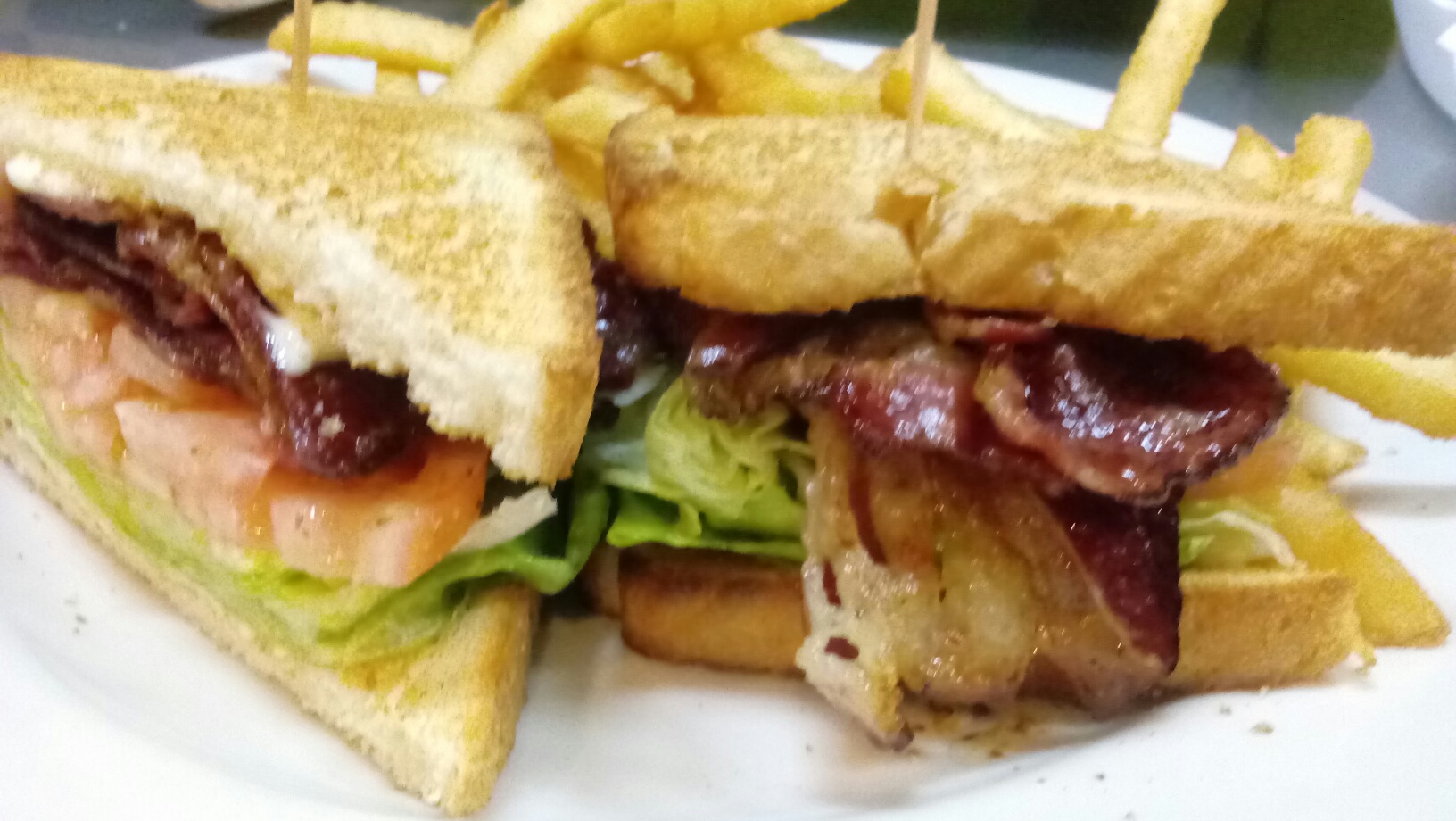 Order BLT Sandwich food online from Husky Pizza store, Coventry on bringmethat.com