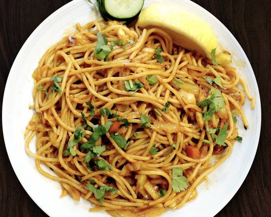 Order Chicken Chow Mein food online from Chicago Curry House store, Chicago on bringmethat.com