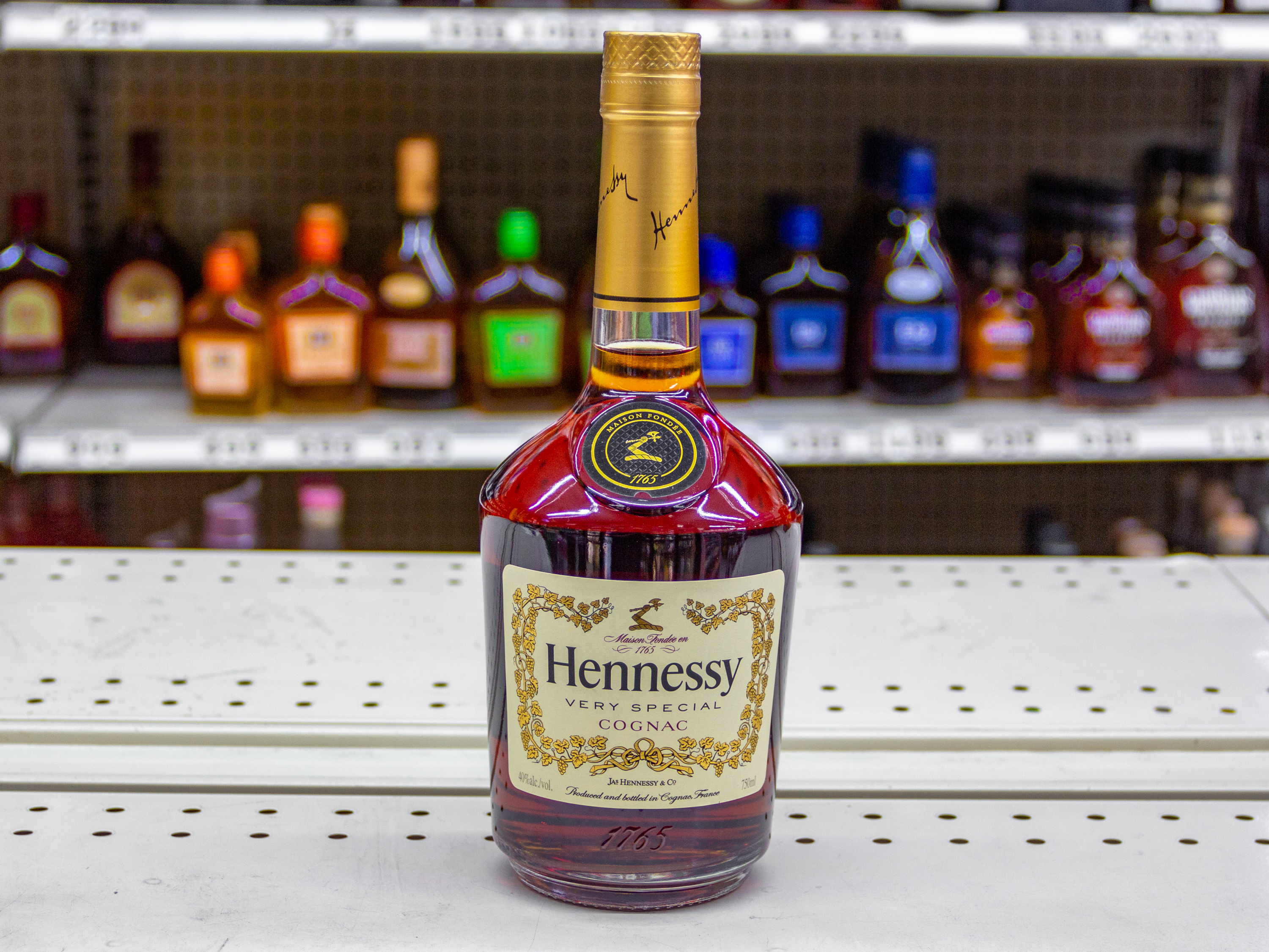 Order Hennessey 750ml food online from Phil Liquor store, Chino on bringmethat.com