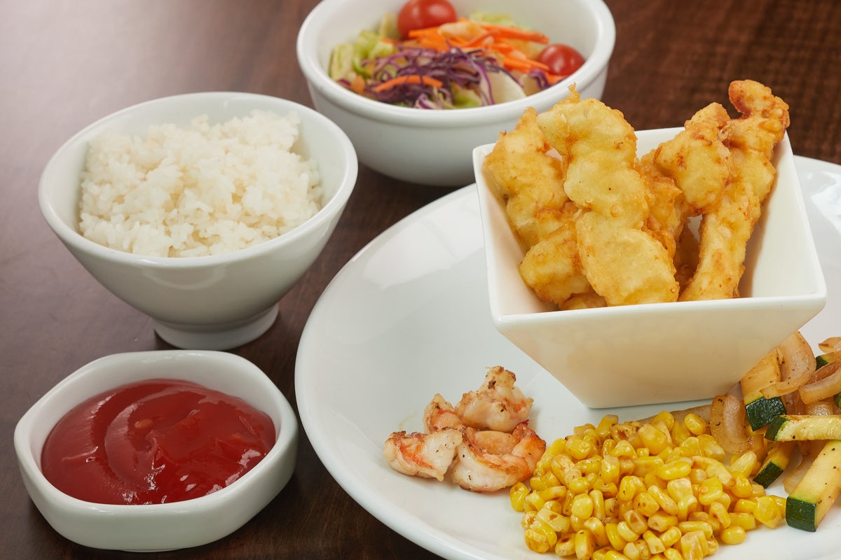 Order KIDS CHICKEN TEMPURA food online from Benihana store, Chicago on bringmethat.com