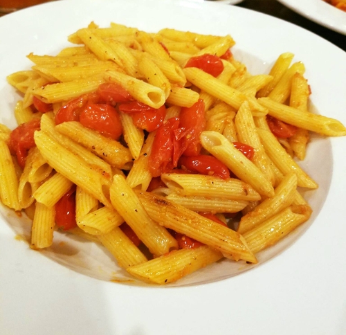 Order Roasted Cherry Tomato Penne food online from Rosti Tuscan Kitchen store, Santa Monica on bringmethat.com