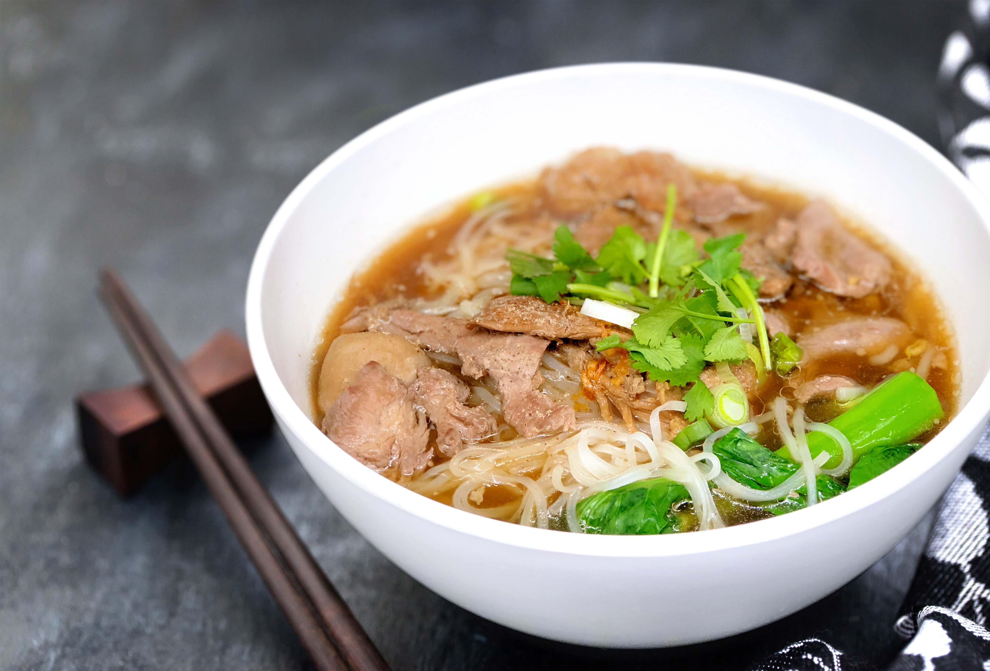 Order Ubon Beef Noodle Soup food online from Ubon Thai Kitchen store, Torrance on bringmethat.com