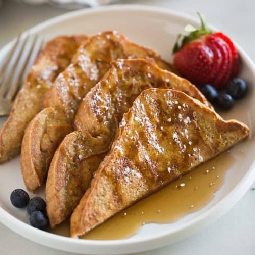 Order French Toast food online from Rego Bagel store, Rego Park on bringmethat.com