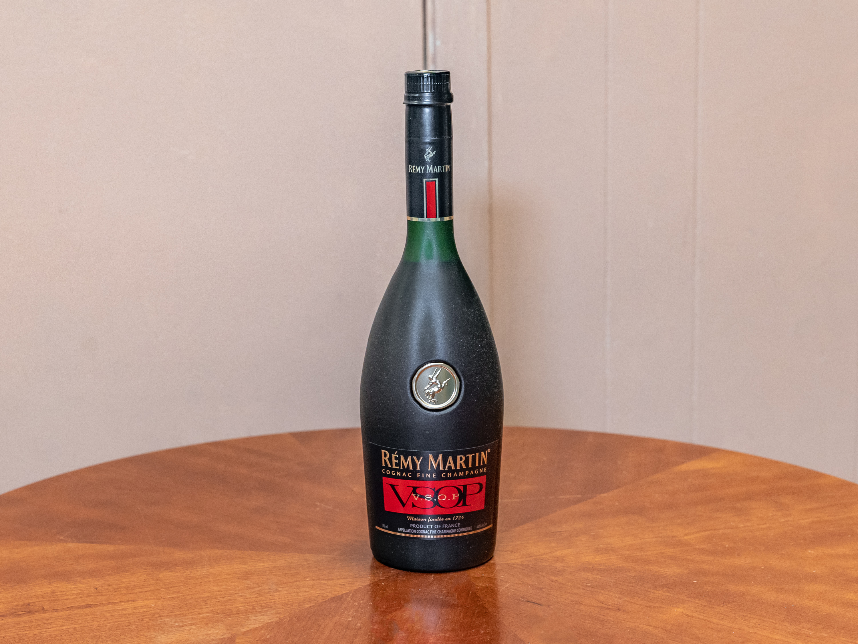 Order Remy Martin VSOP, 750 ml. Cognac food online from Jose's Wines & Liquors store, Valley Cottage on bringmethat.com