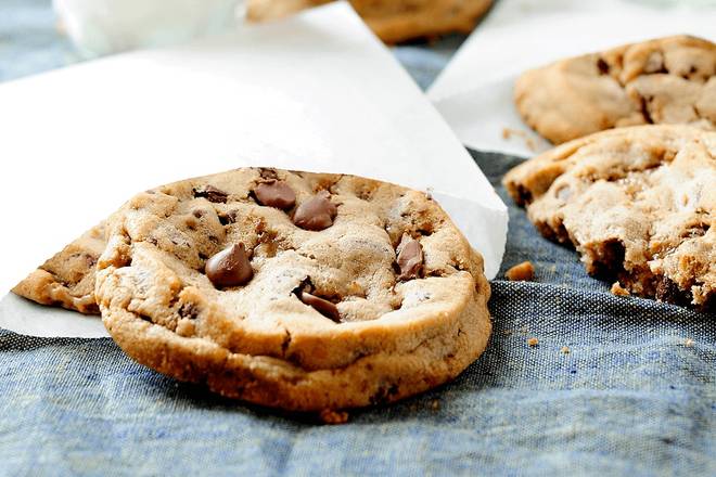 Order Cookie food online from Pizzarev store, Glendale on bringmethat.com