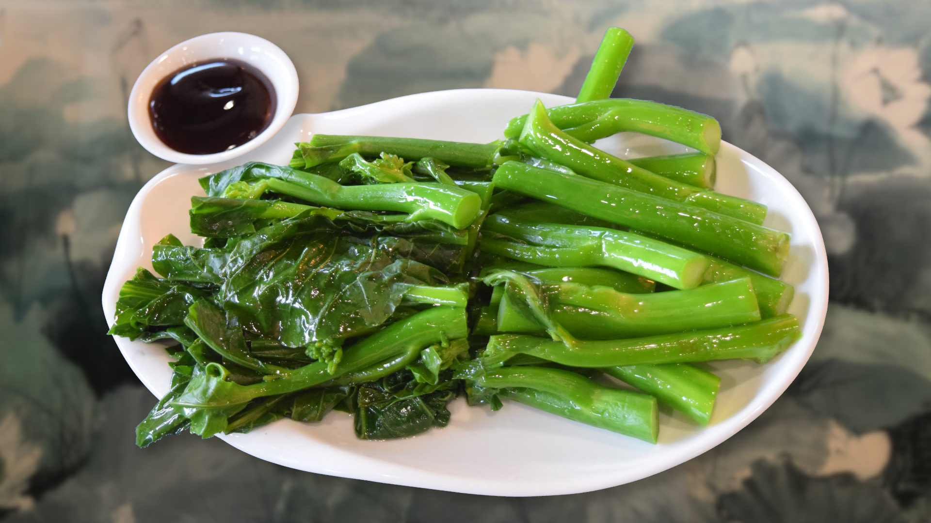 Order Chinese Broccoli with Oyster Sauce (Dim Sum Size) 蠔油芥蘭 (點心) food online from Creek House Dim Sum Restaurant store, Walnut Creek on bringmethat.com