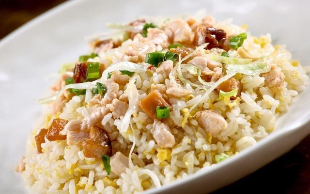 Order E06. Chicken Fried Rice food online from Wok Station store, San Francisco on bringmethat.com