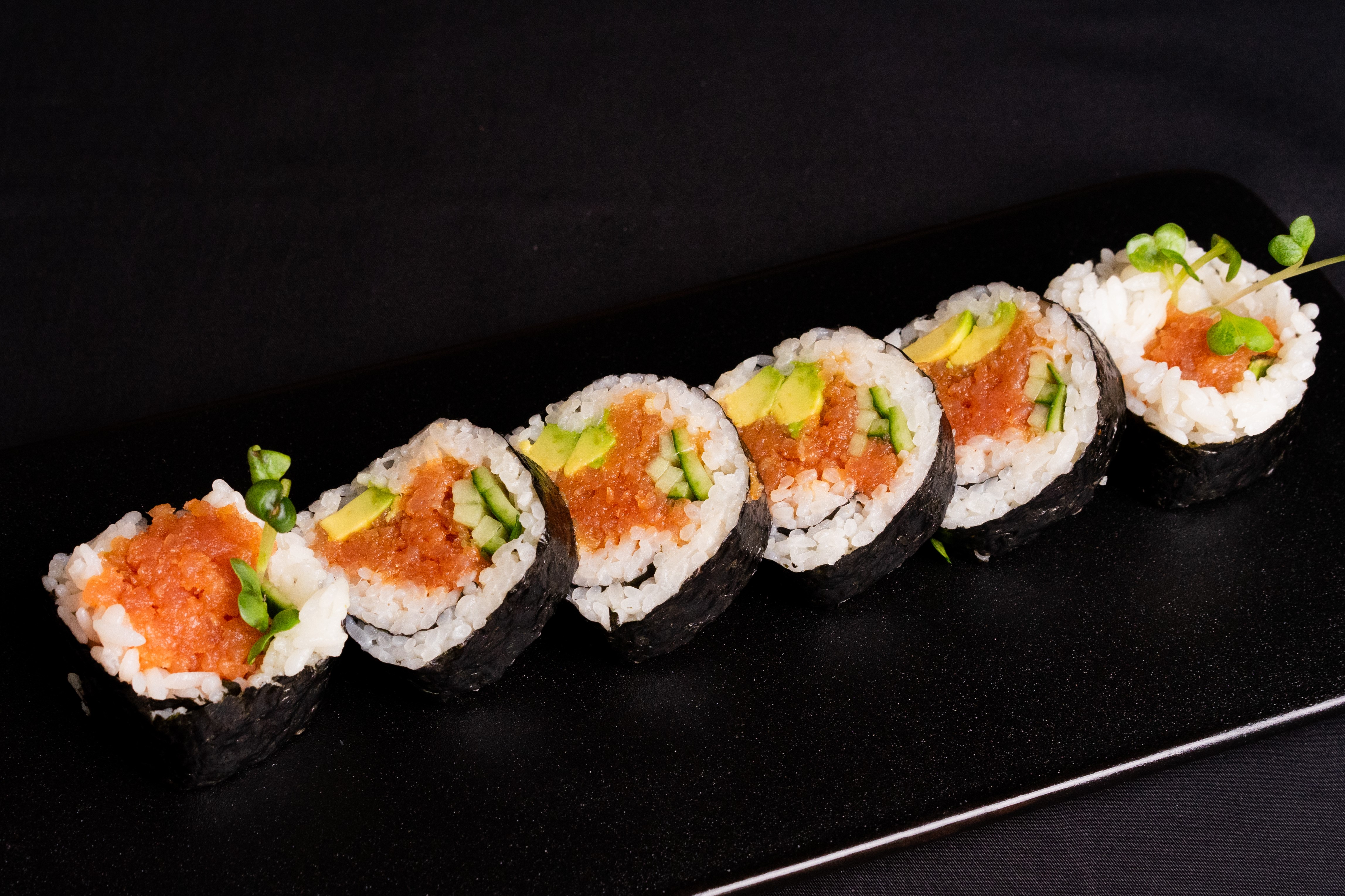 Order Spicy Tuna Roll food online from O Maki Rolls + Teriyaki store, Seattle on bringmethat.com