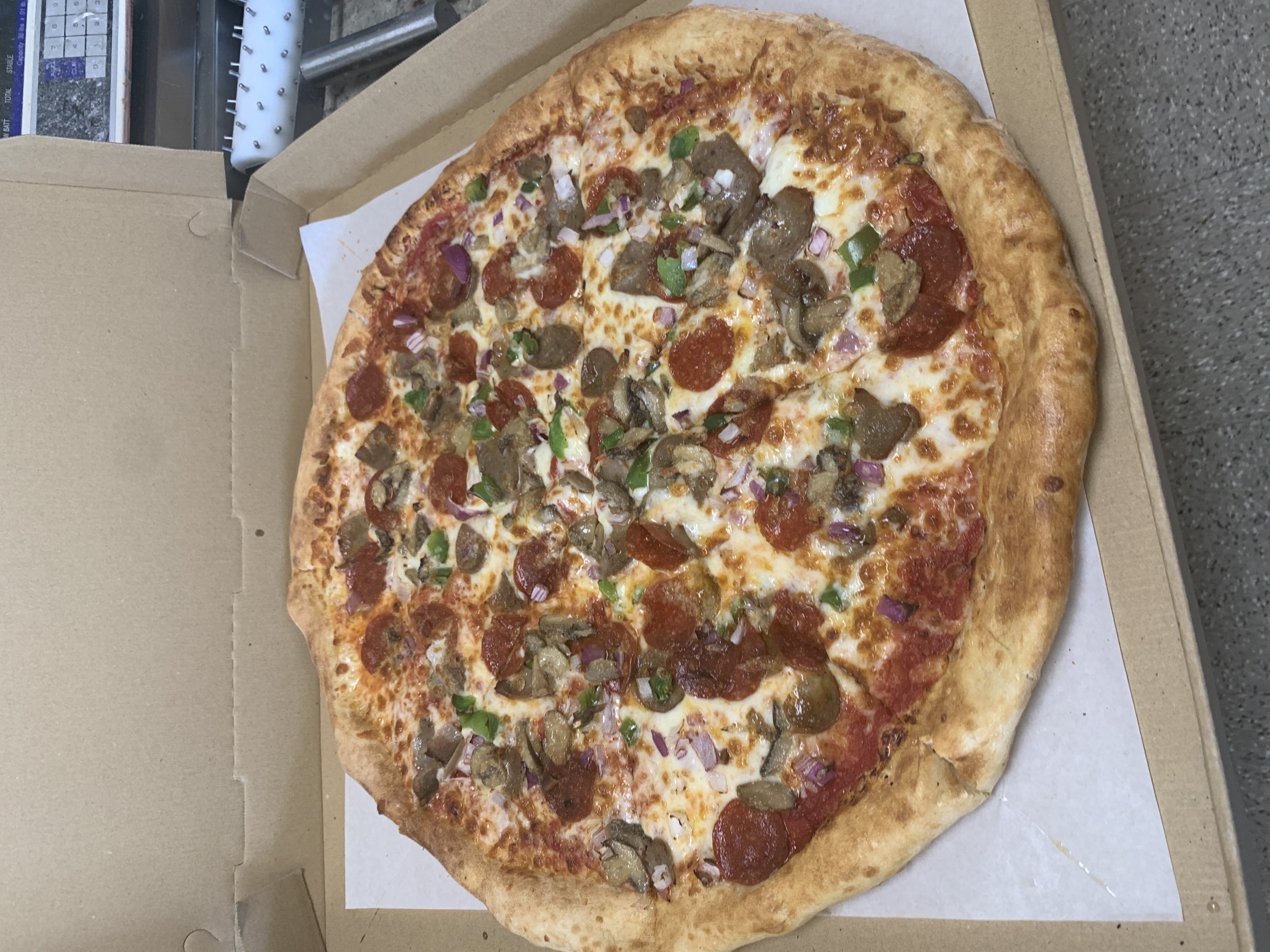 Order 20” Mega supreme pizza  food online from Vino's Pizzeria store, Greensboro on bringmethat.com