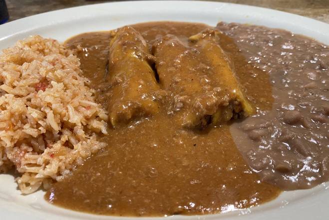 Order Tamale Plate food online from Mariana's Kitchen store, Austin on bringmethat.com