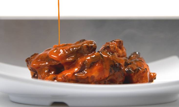 Order Wings food online from Mike's New York Pizzeria store, Ladera Heights on bringmethat.com
