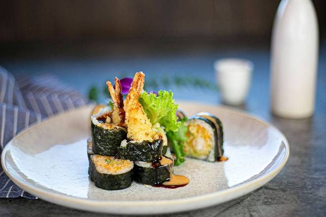Order Twin Tower Roll food online from Osushi Japanese Restaurant store, Ardmore on bringmethat.com