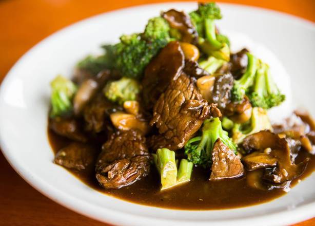 Order Beef & Broccoli food online from Big Bowl store, Chicago on bringmethat.com