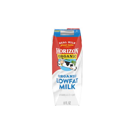 Order Horizon Organic® Kids Lowfat Regular Milk food online from Rotisserie Roast store, Chicago on bringmethat.com
