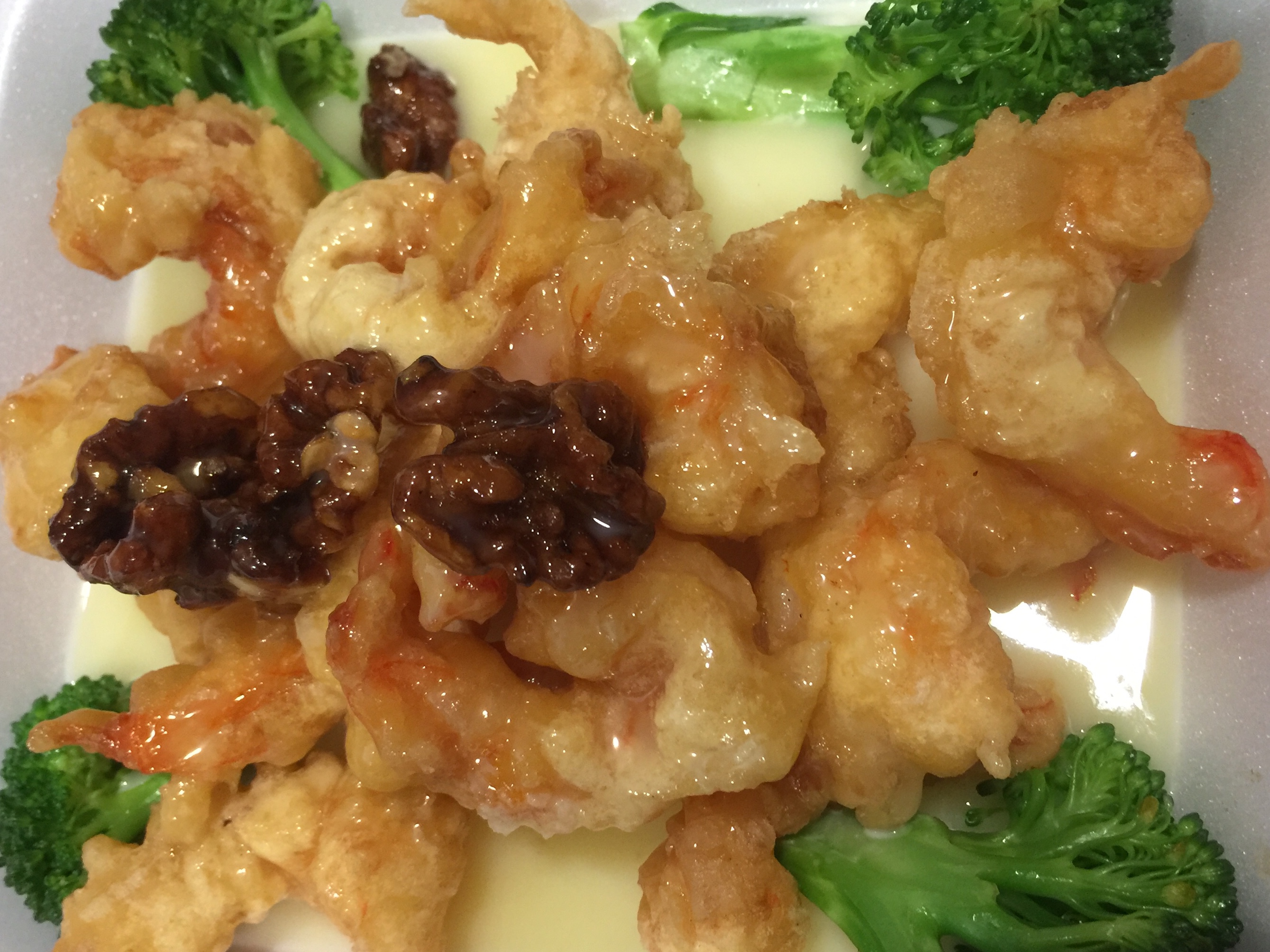 Order Walnut Shrimp food online from Wang Chinese Cuisine store, Cathedral City on bringmethat.com