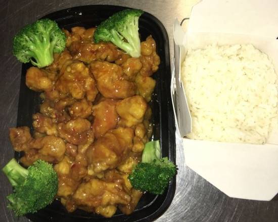 Order S6.General Tso's Chicken food online from Panda Garden store, Cookeville on bringmethat.com