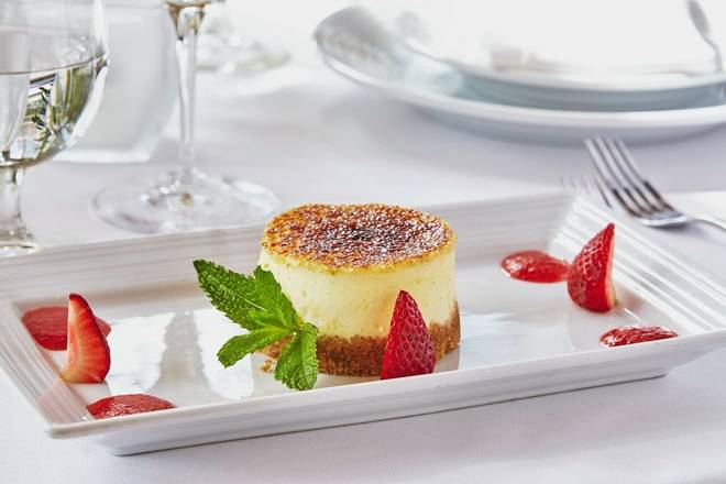 Order Caramelized Cheesecake food online from Pinstripes store, Northbrook on bringmethat.com