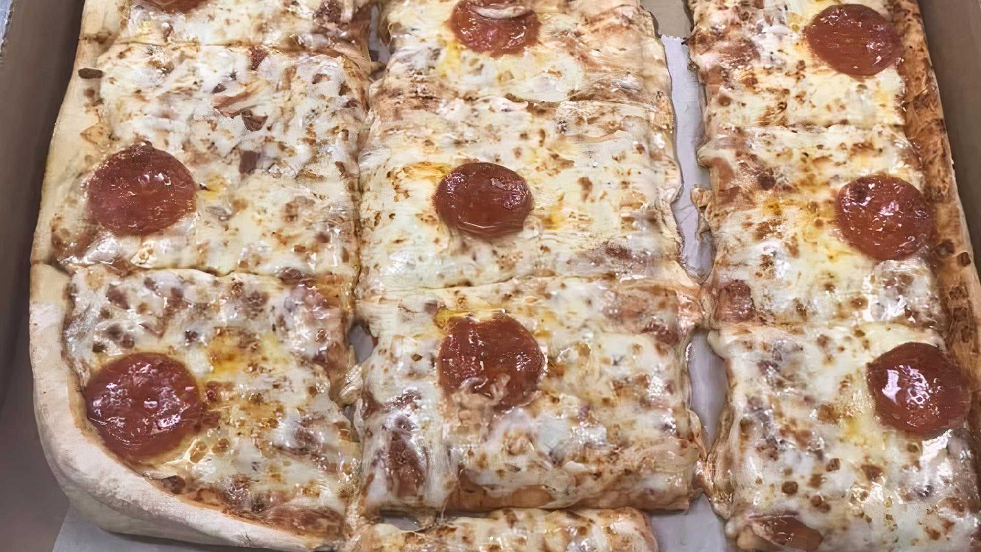 Order 7 Cuts Pepperoni Pizza & Two 16oz Drinks Special - Special food online from Best Way Pizza store, Bedford on bringmethat.com