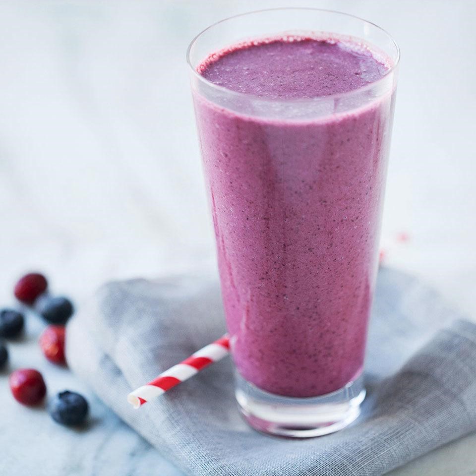 Order Blueberry Chia Smoothie food online from Sunny Street Cafe store, Dublin on bringmethat.com