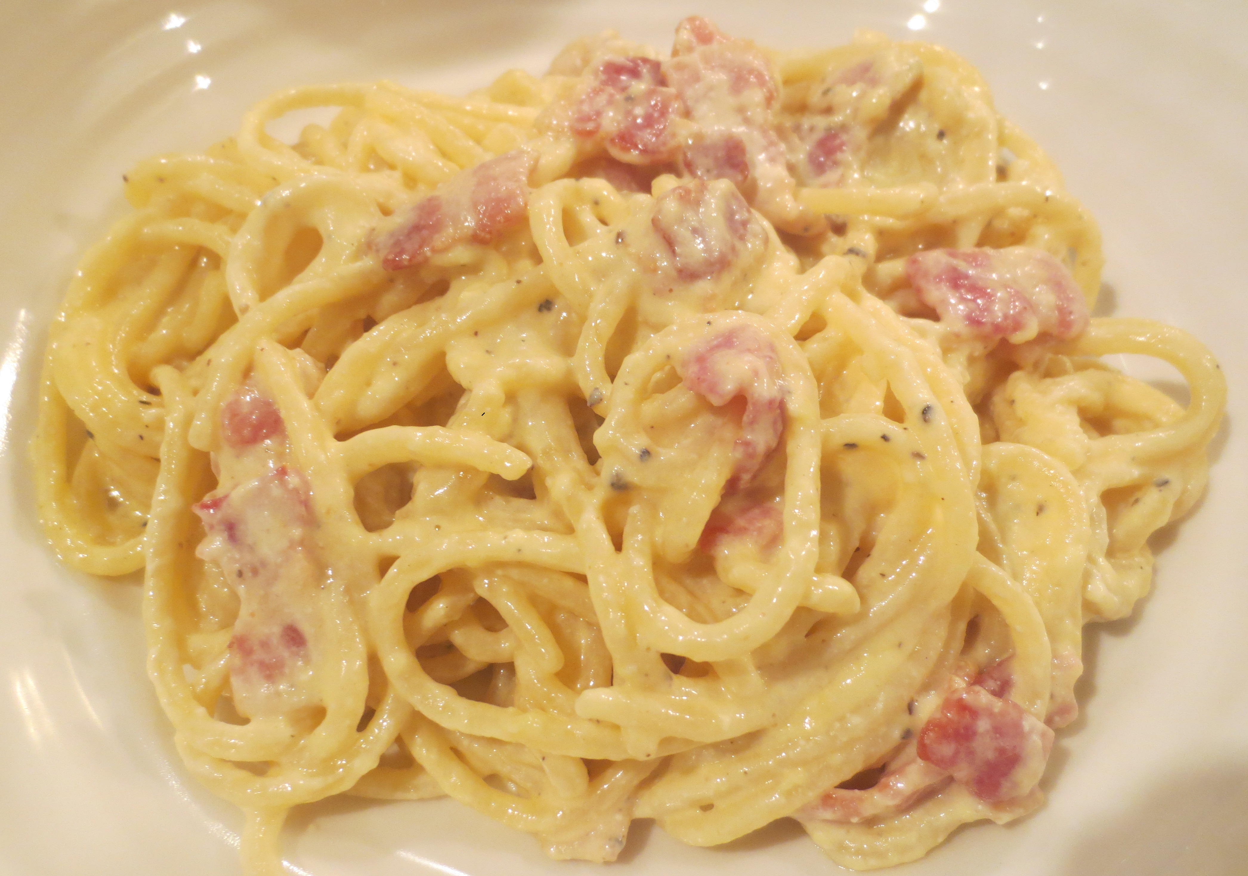 Order Fresh spaghetti alla Carbonara (Pork) food online from IL Baretto To Go store, New York on bringmethat.com