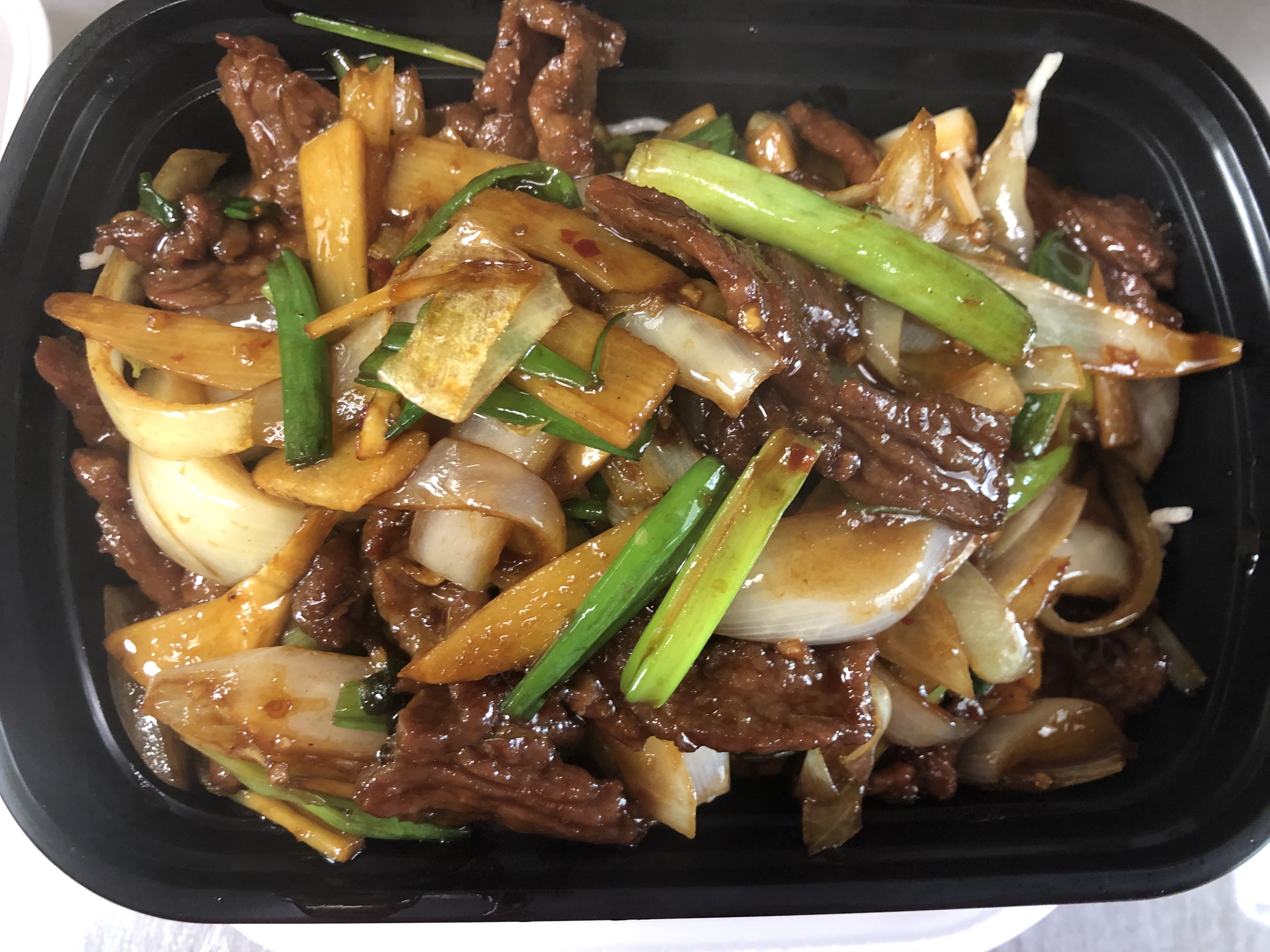 Order B07. Mongolian Beef food online from Golden China store, Canton on bringmethat.com