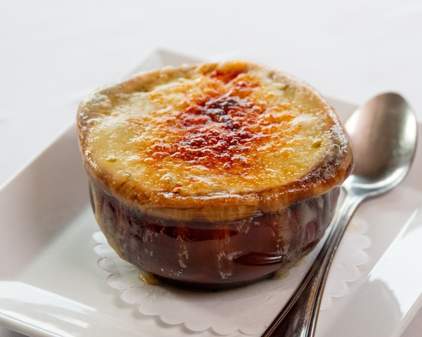 Order Pint French Onion Soup food online from Mckenzie Brew House Inc store, Glen Mills on bringmethat.com