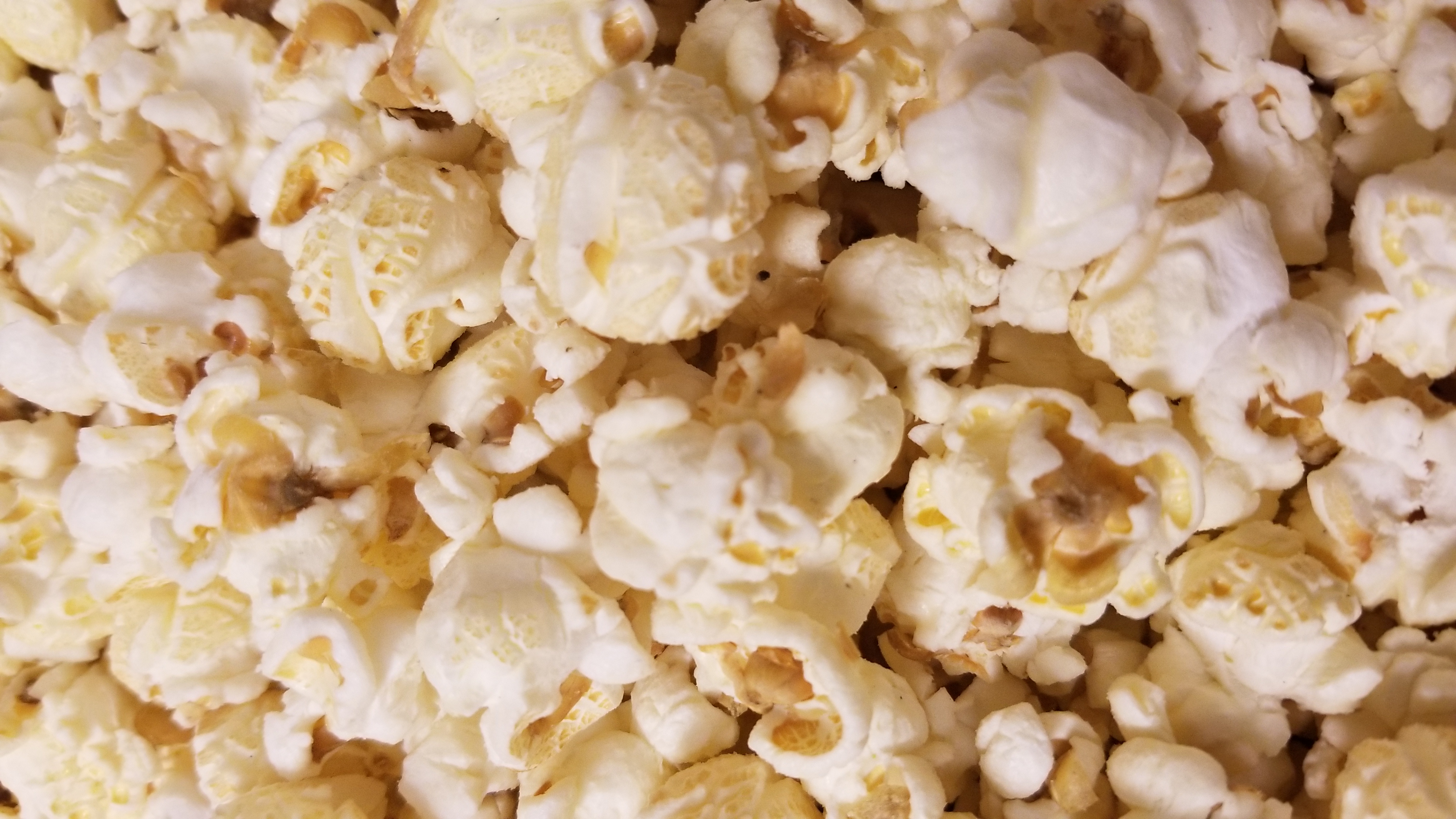 Order White Cheddar Popcorn food online from Popcorn Monkey store, Old Town Manassas on bringmethat.com