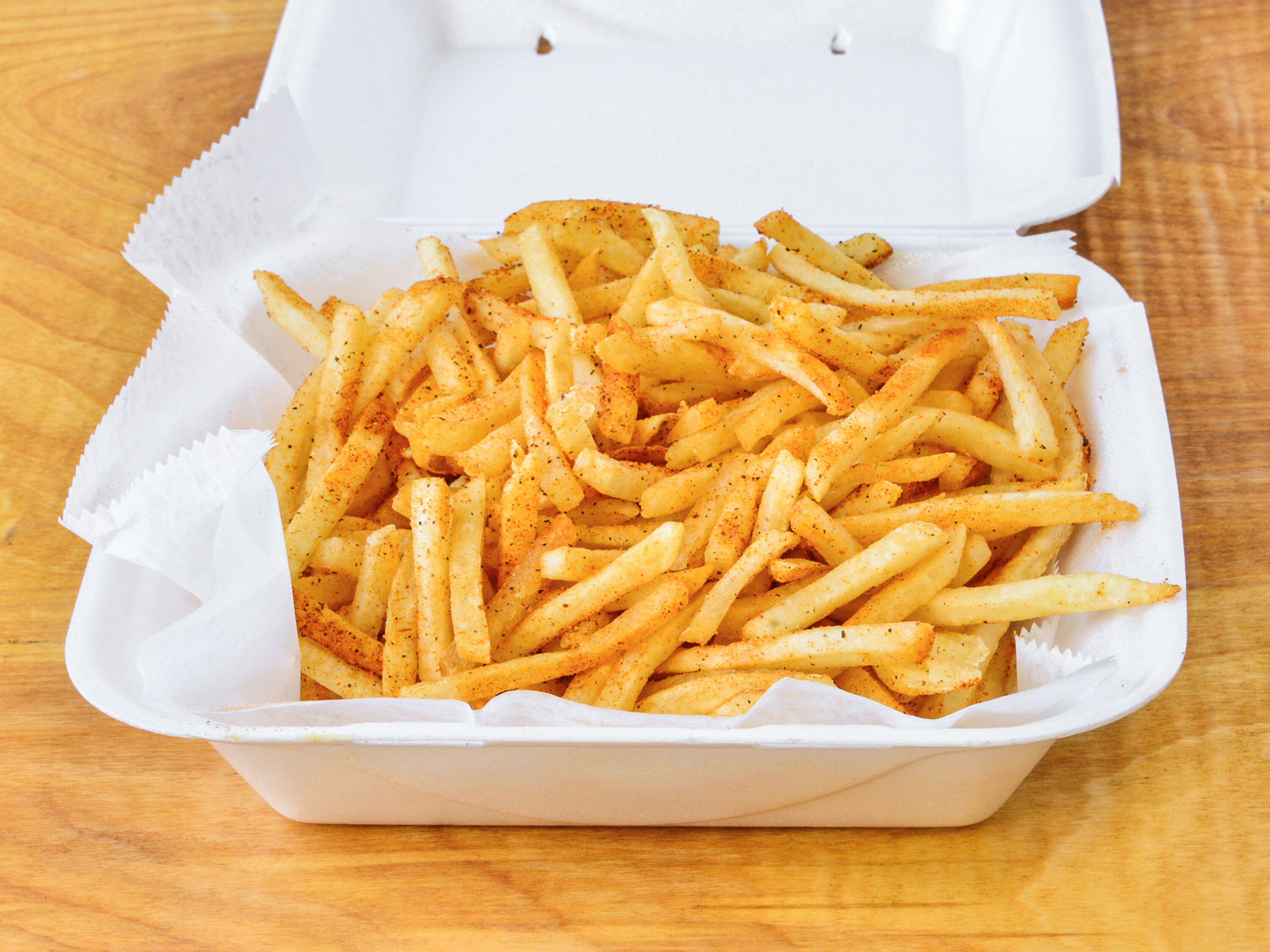 Order Seasoned Fries food online from Shottys Kitchen store, Detroit on bringmethat.com