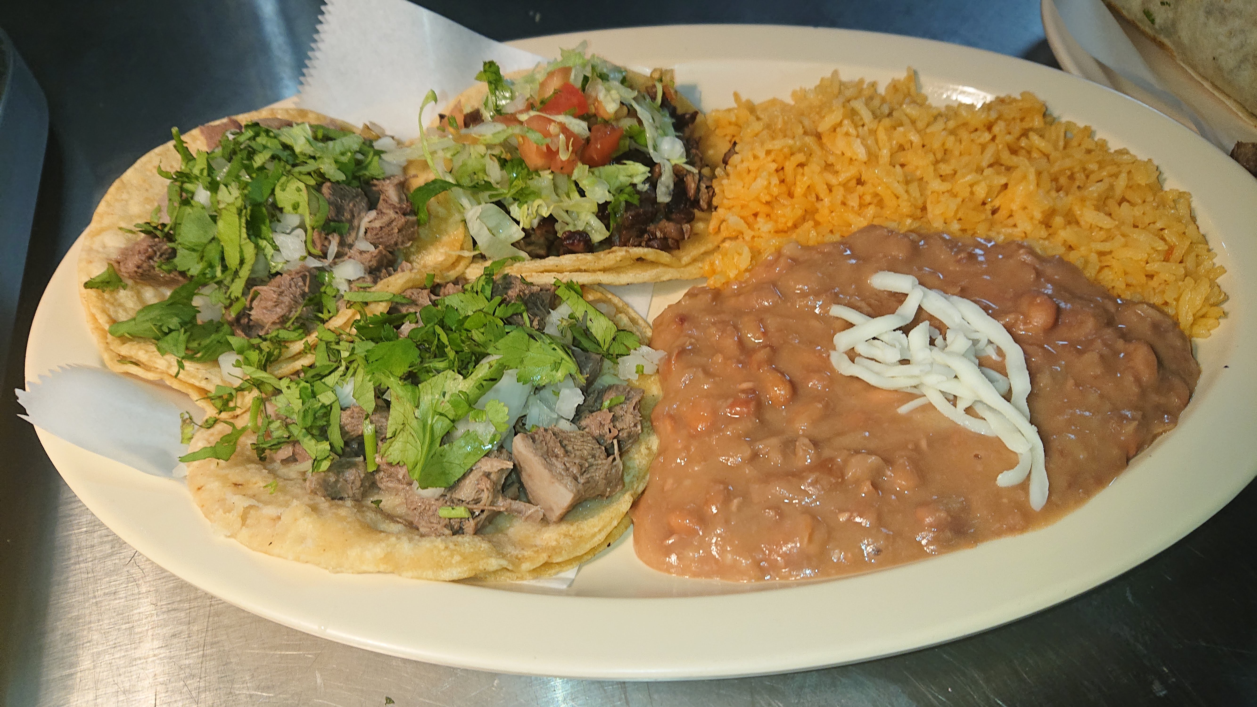 Order 3 Regular Tacos con Tortilla food online from Taqueria La Paz store, Chicago on bringmethat.com