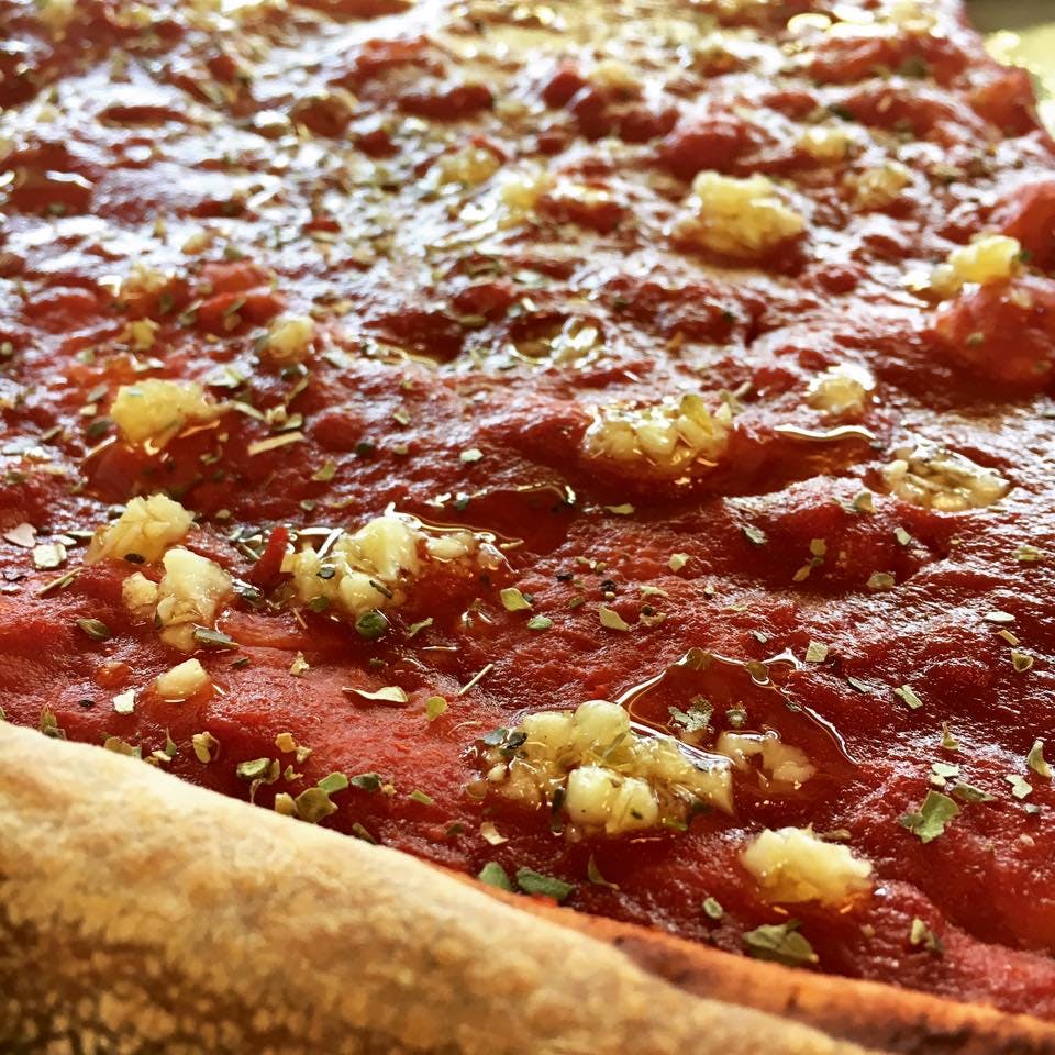 Order Sicilian Tomato Pie - Pizza food online from Nino's Pizzarama store, Willow Grove on bringmethat.com