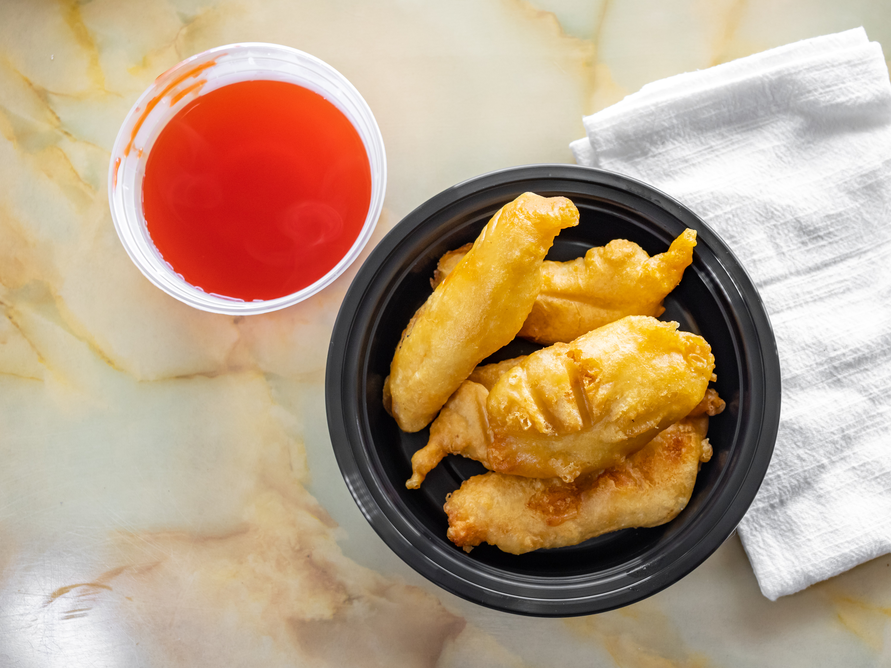 Order 51. Sweet and Sour Chicken food online from Golden Crown store, Painesville on bringmethat.com