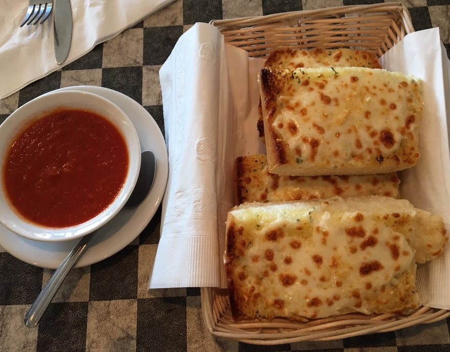 Order Garlic Cheese Bread food online from Siragusa Taste Of Italy store, Salt Lake City on bringmethat.com