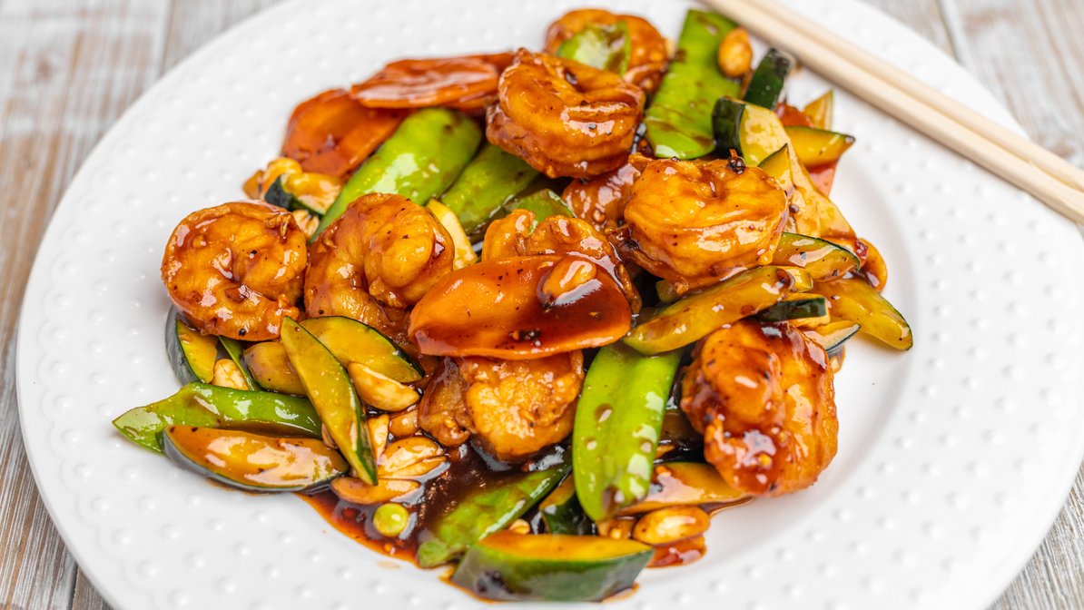 Order 24. Kung Pao Shrimp food online from Dragon Express store, Mesa on bringmethat.com