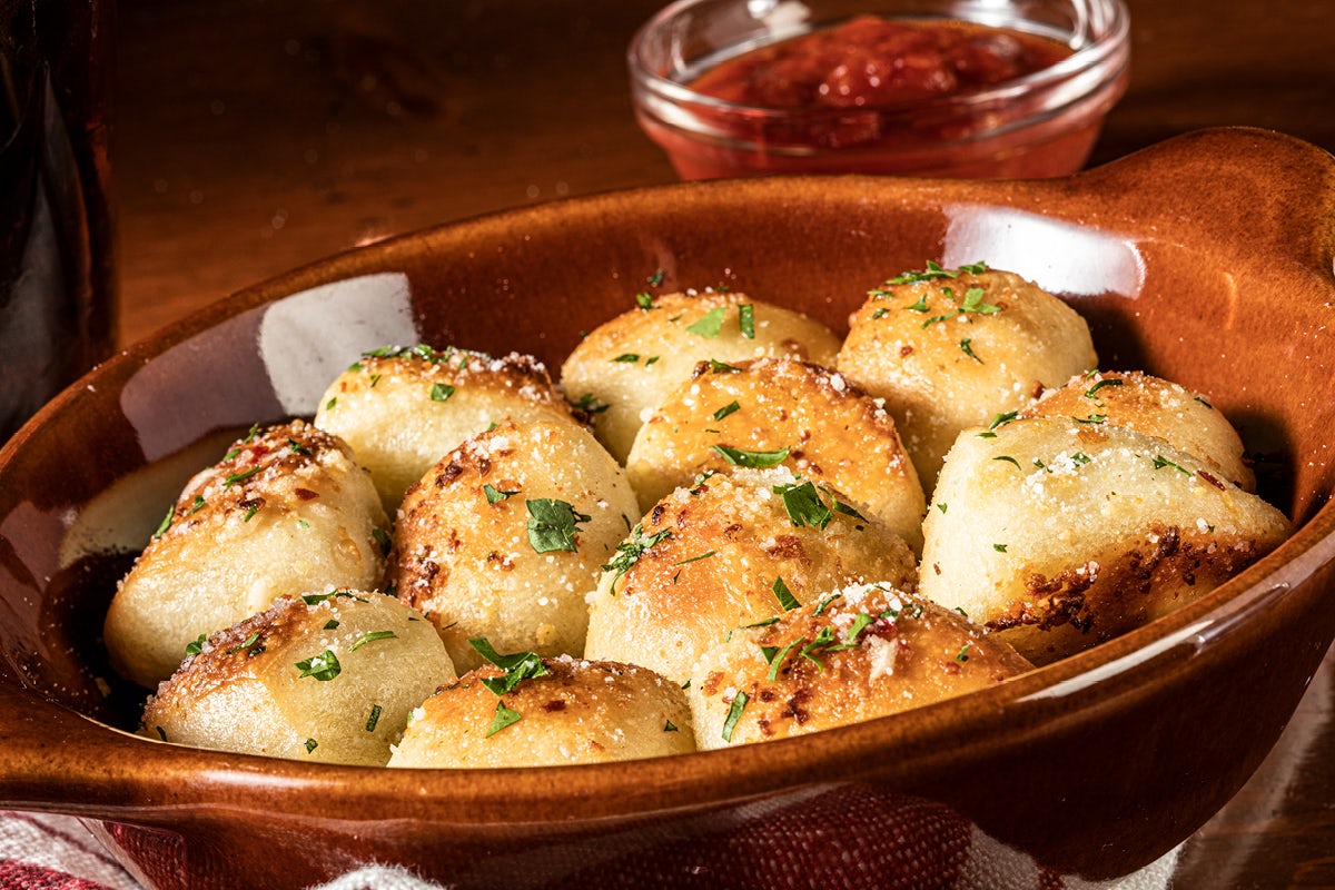 Order Garlic Knots food online from Bertucci's store, Plymouth Meeting on bringmethat.com