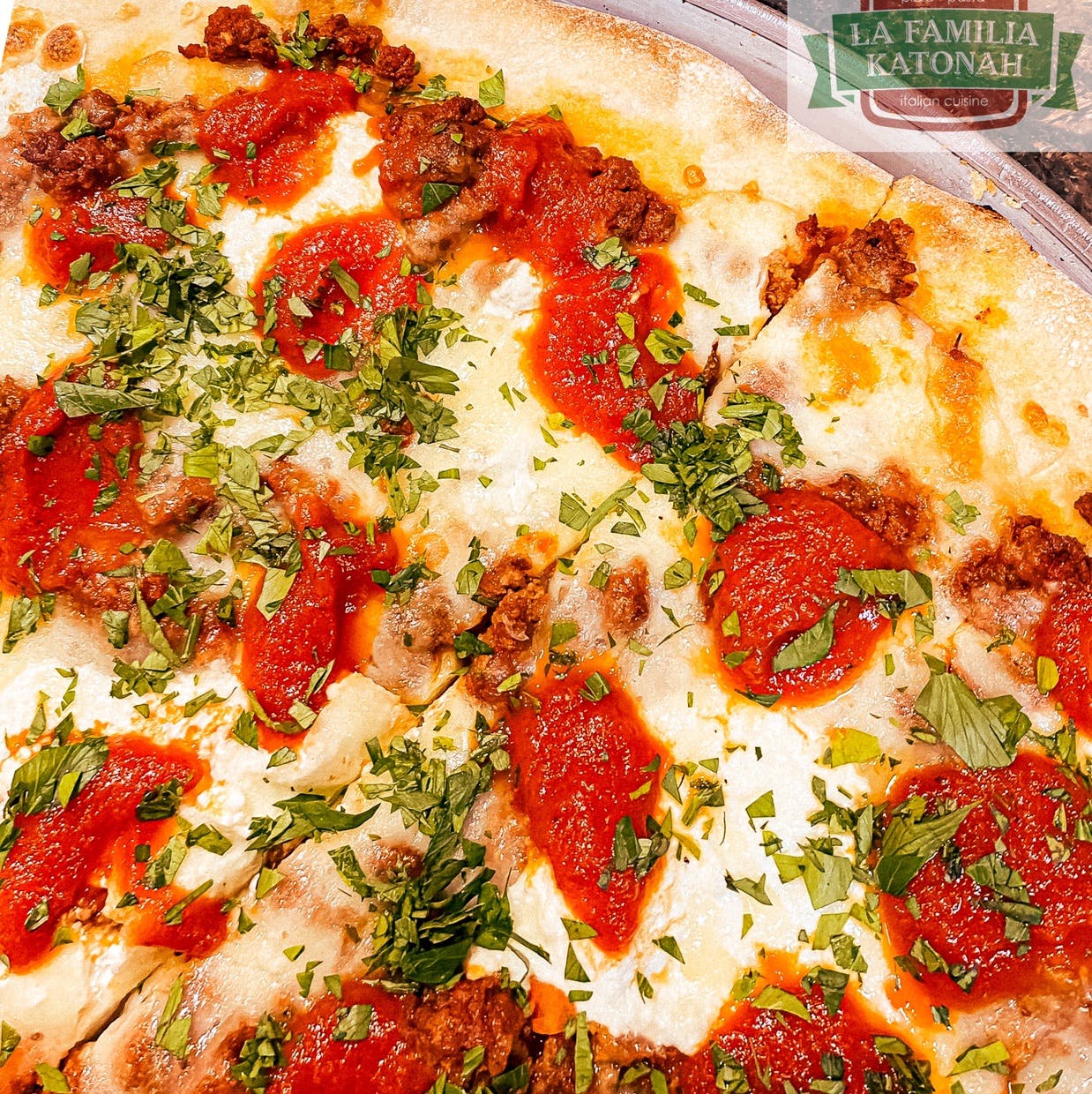 Order Lasagna Pizza* - Lasagna Pizza* food online from La Familia store, Katonah on bringmethat.com
