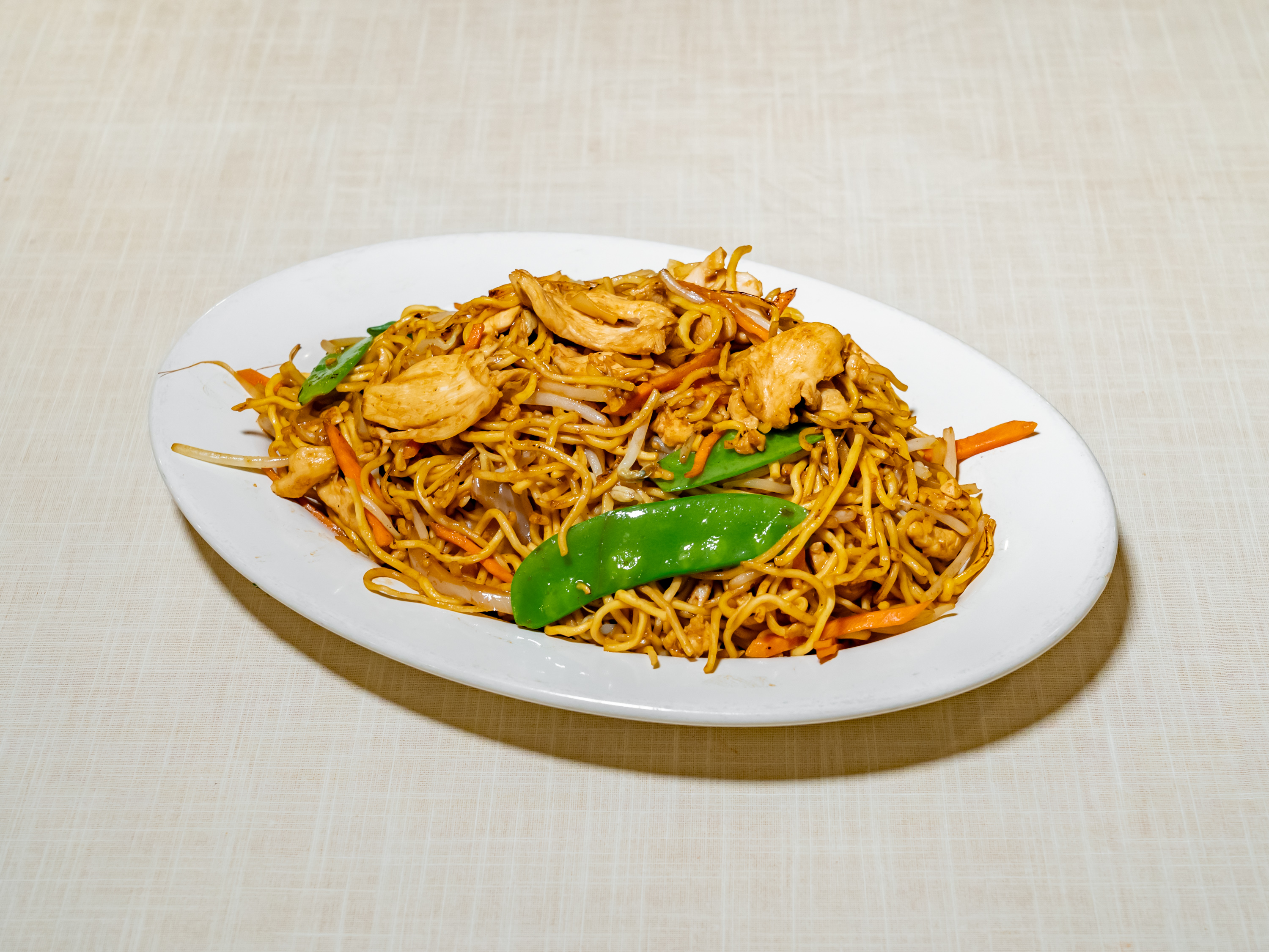 Order Chicken Lo Mein food online from Kwong Tung Chop Suey store, Shelby Charter Township on bringmethat.com