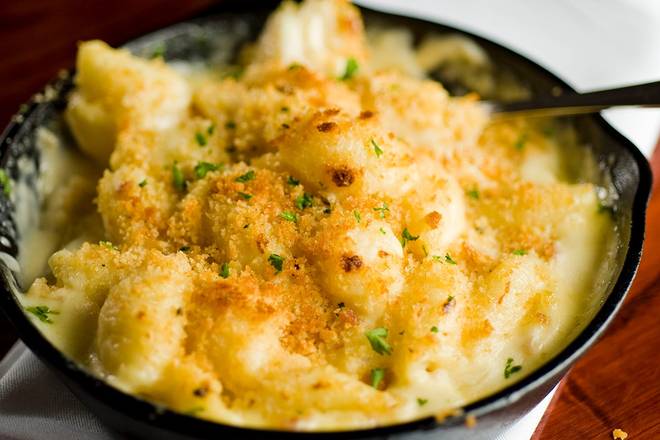 Order THREE CHEESE MAC food online from Sullivan'S store, King Of Prussia on bringmethat.com