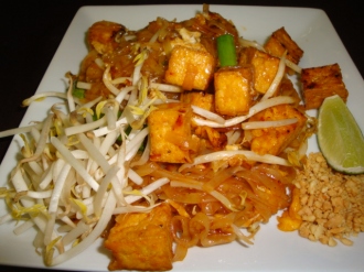 Order 104. Vegetarian Pad Thai food online from Nine & Nine Thai Kitchen store, Pasadena on bringmethat.com