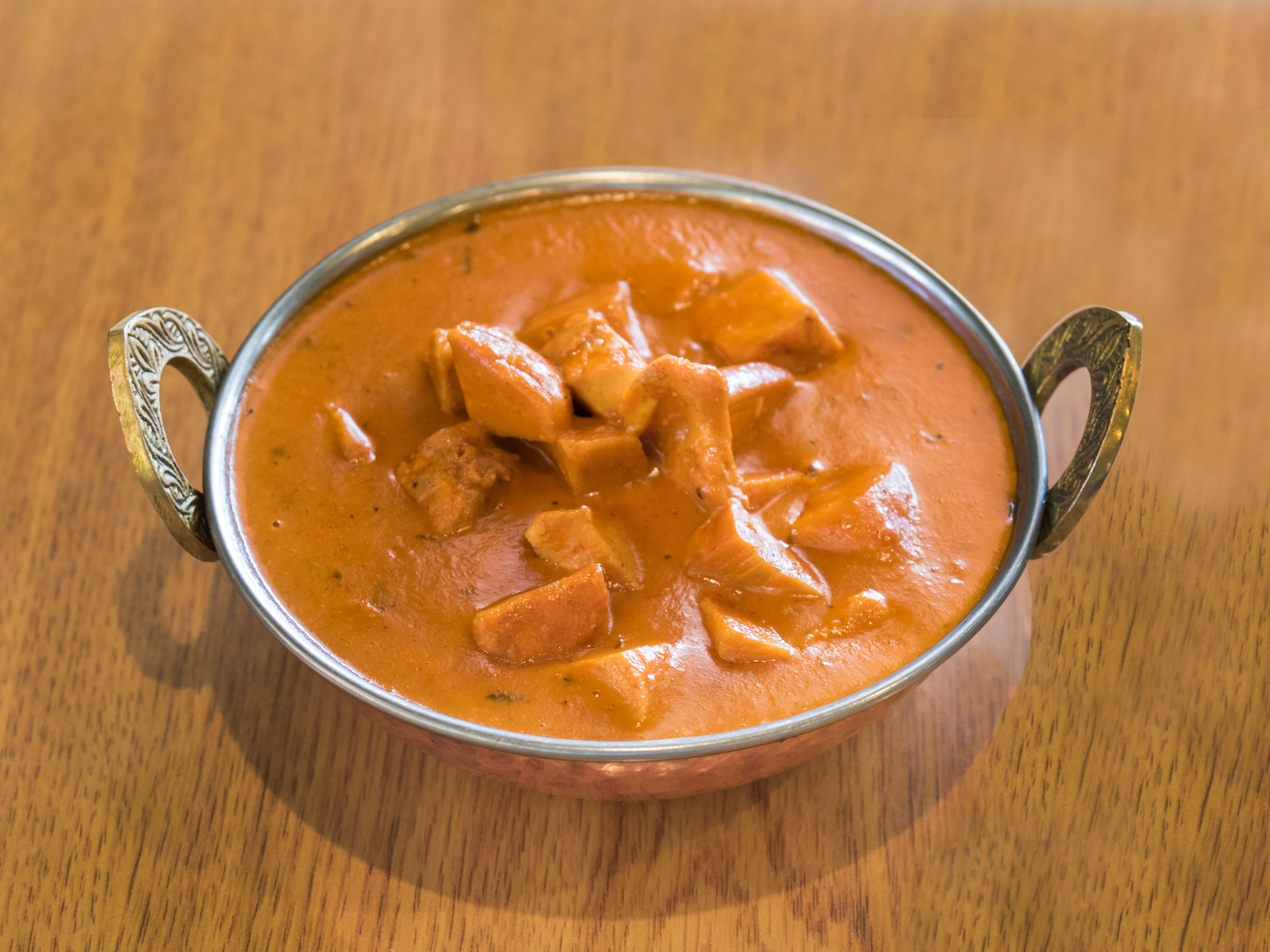 Order Chicken Makhani a la Carte food online from Abhiruchi Restaurant store, Vancouver on bringmethat.com