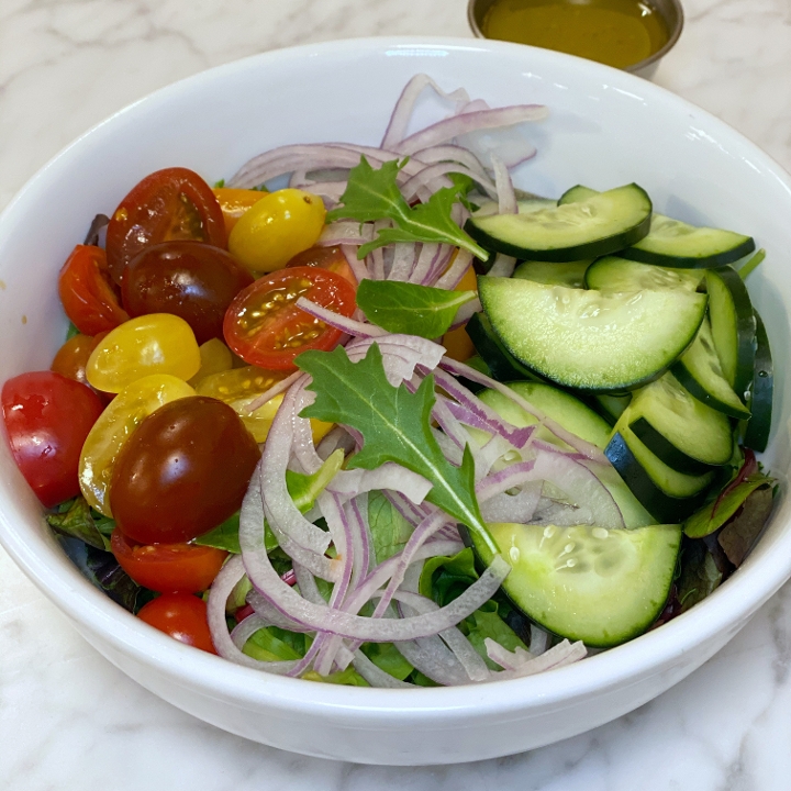Order Small Mixed Green Salad food online from Rise Pizzeria store, Burlingame on bringmethat.com