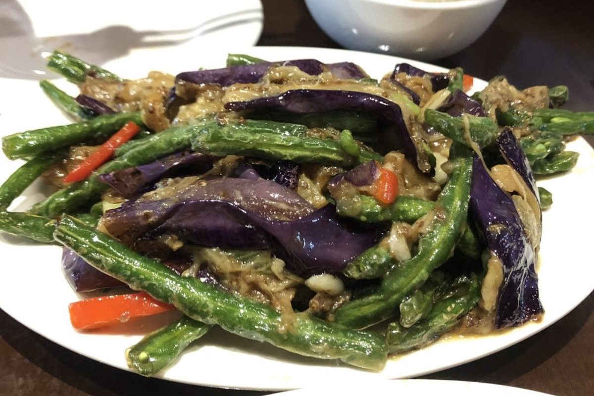 Order 87. String Beans with Eggplant food online from Happy Hot Hunan store, New York on bringmethat.com