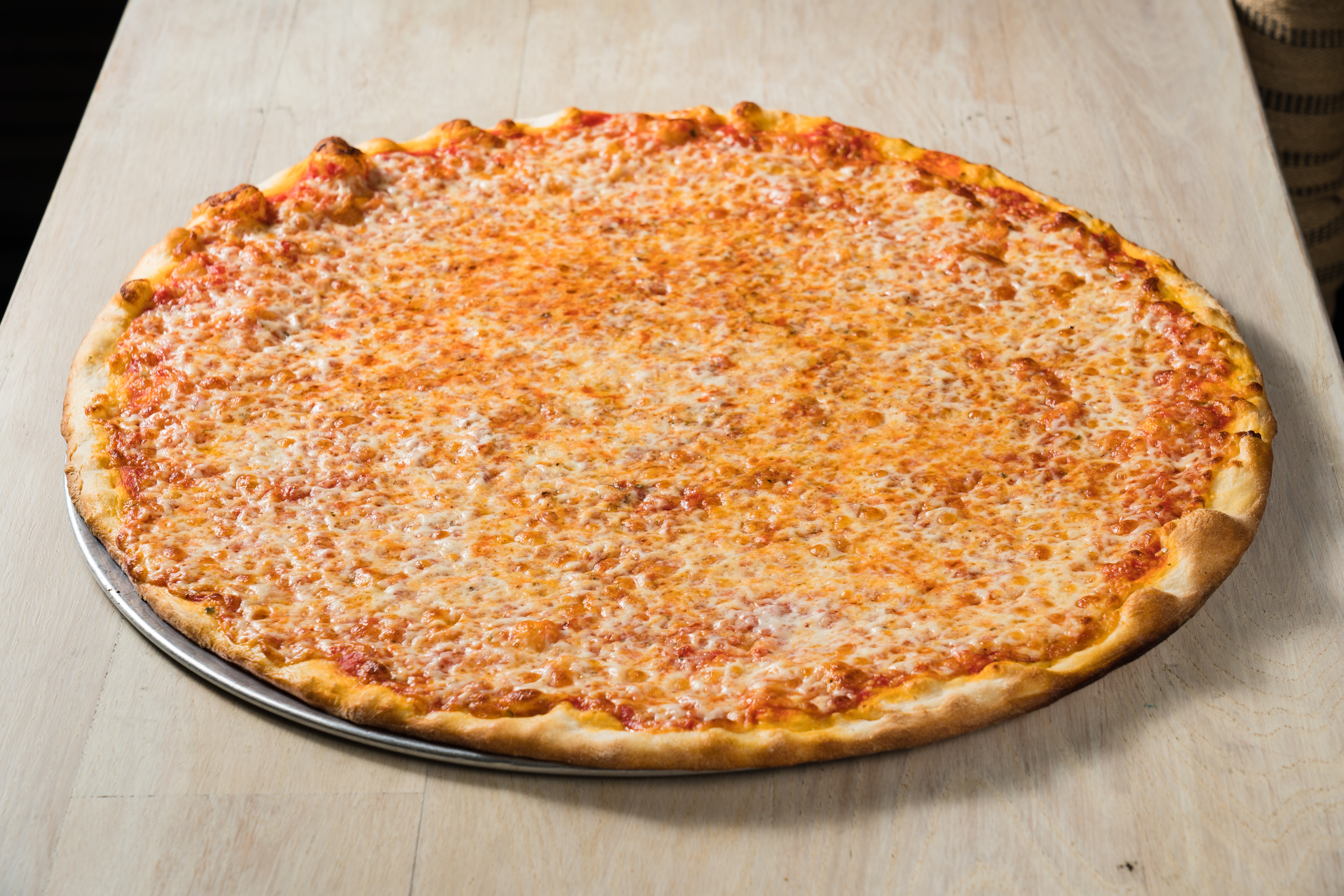 Order Large Neapolitan pizza round  food online from Casa Calamari store, Brooklyn on bringmethat.com