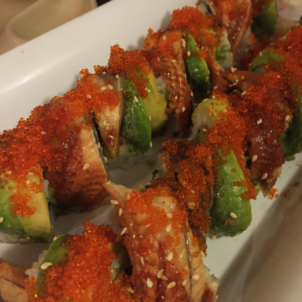 Order Dragon Maki Roll food online from Sushi Suki store, San Francisco on bringmethat.com