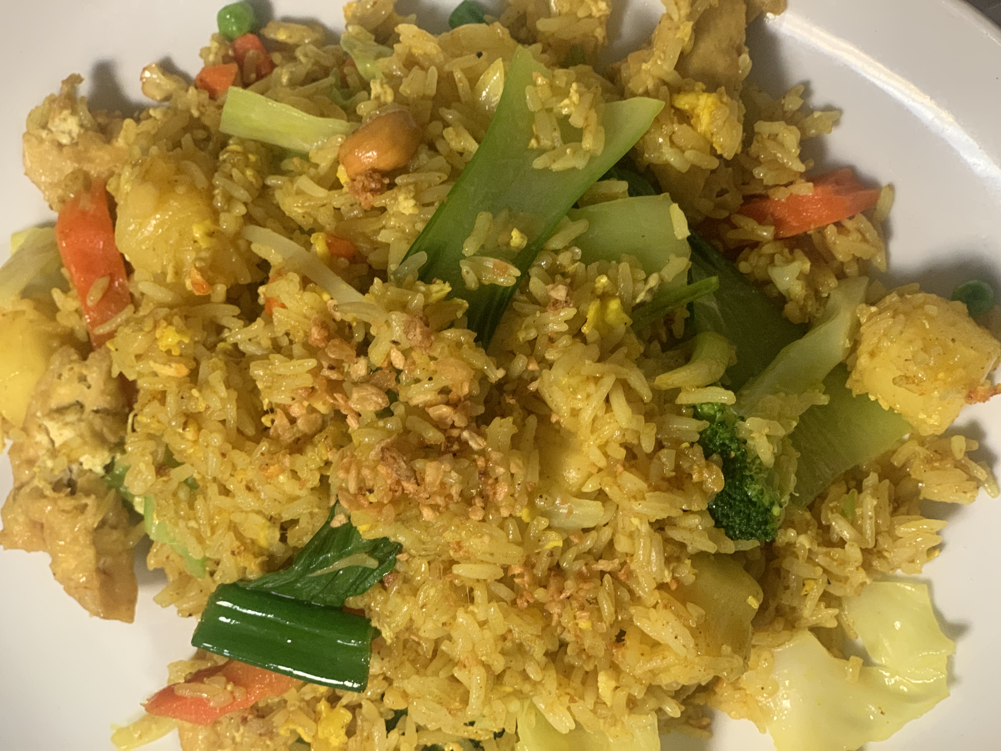 Order Pineapple Fried Rice food online from Ghang thai kitchen store, Brooklyn on bringmethat.com