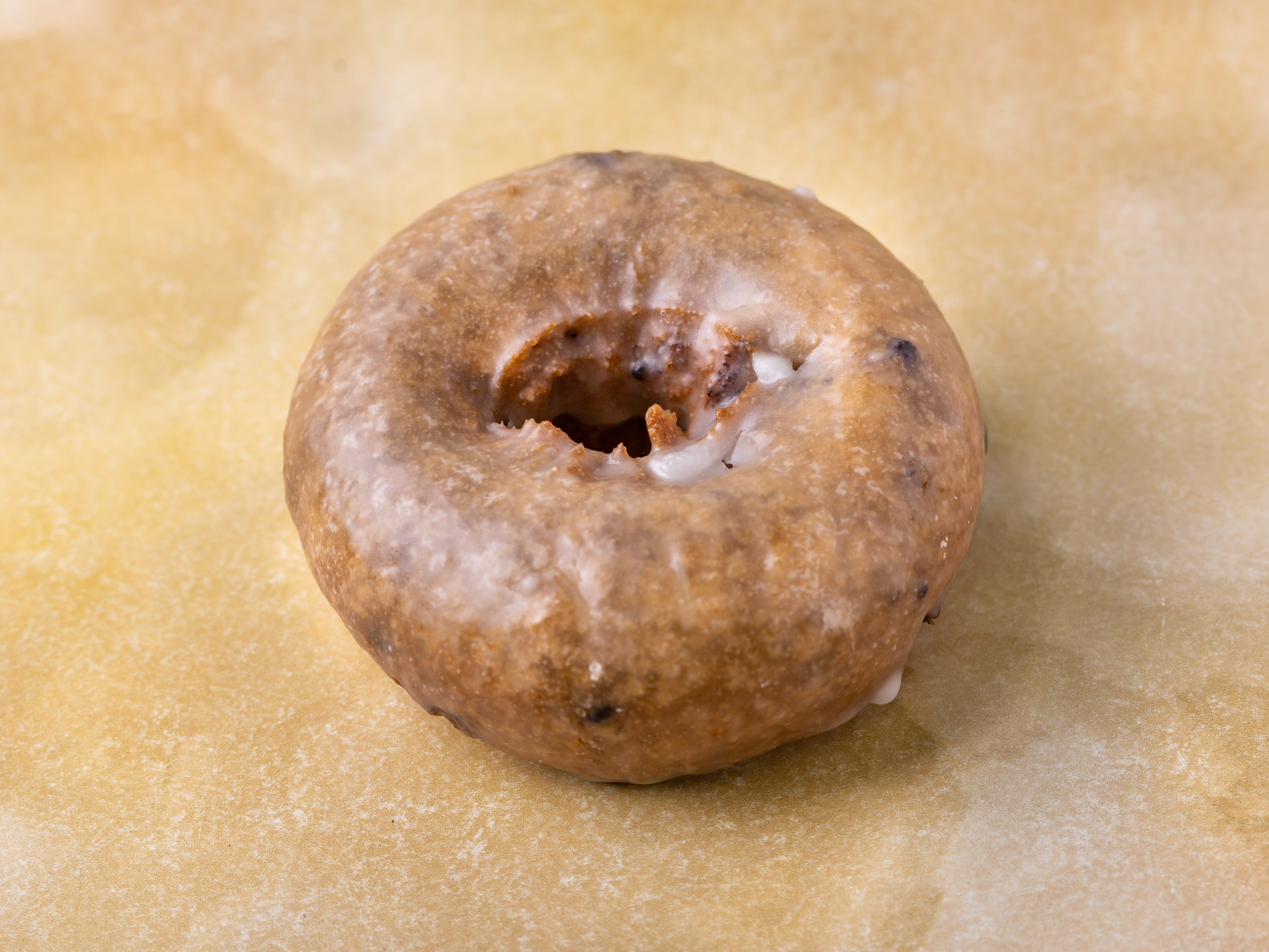Order Blueberry Donut food online from Best Donuts store, Killeen on bringmethat.com
