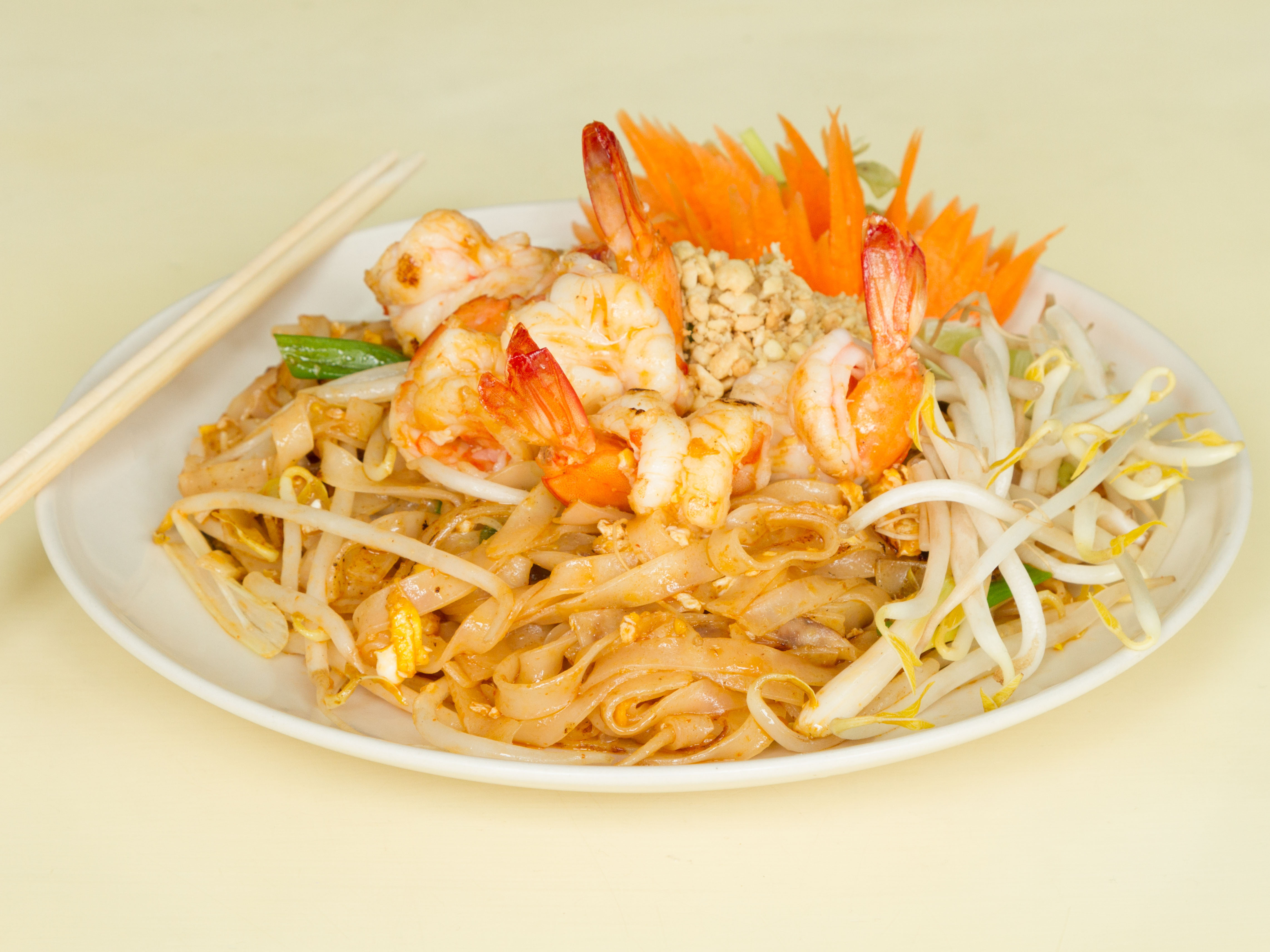 Order Country Pad Thai Dinner food online from Thai Cafe store, Lynn on bringmethat.com