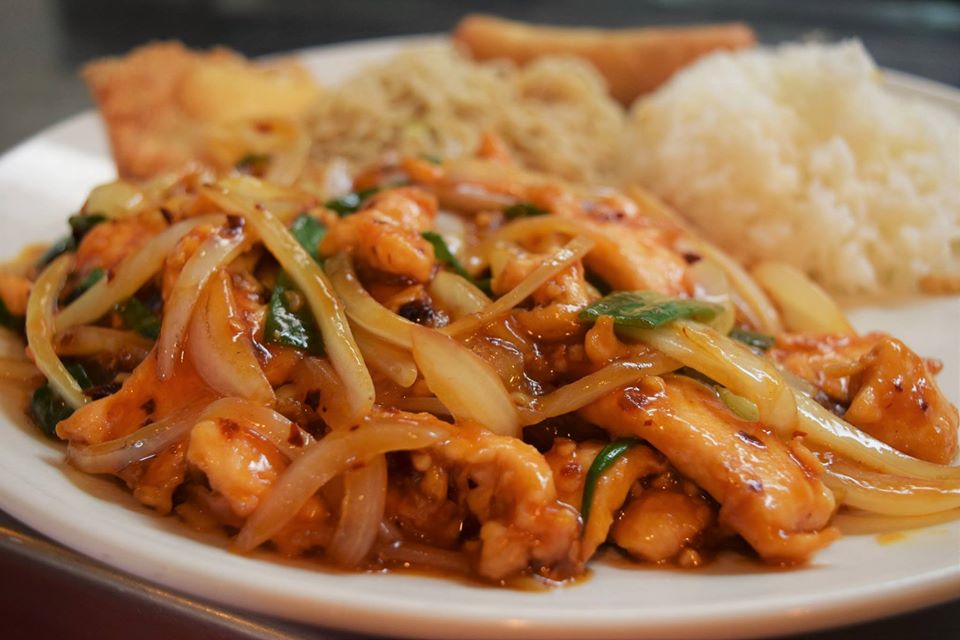 Order D4. Mongolian Chicken food online from Ying Cafe store, Watauga on bringmethat.com