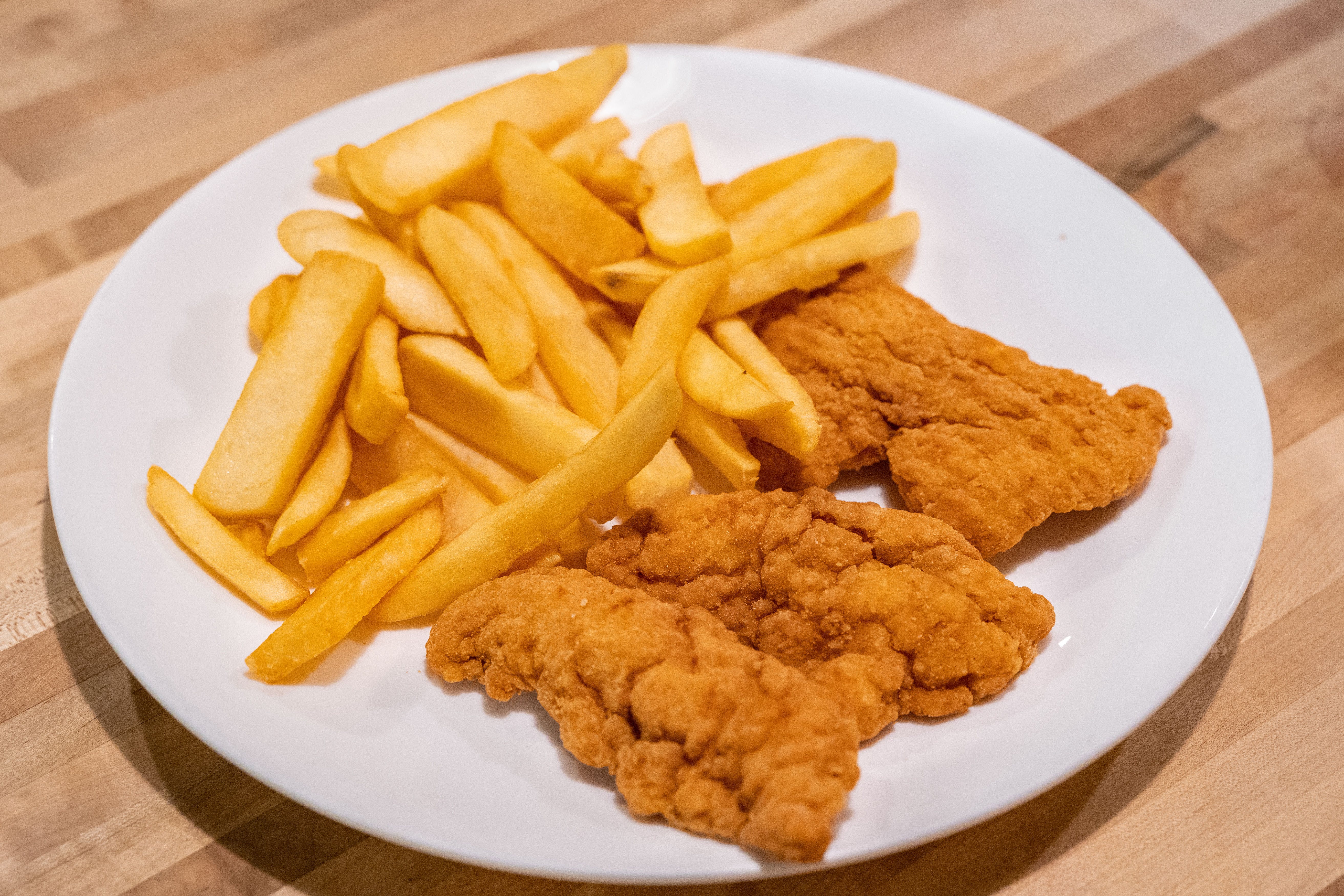 Order Kid's Chicken Fingers - Kids food online from Sal & Joe Spaghetti & Pizza House store, Maple Shade on bringmethat.com