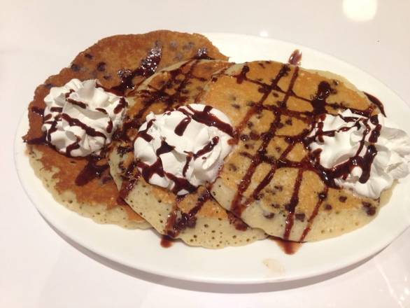 Order Chocolate Chip Pancakes food online from Cafe 50's store, Los Angeles on bringmethat.com