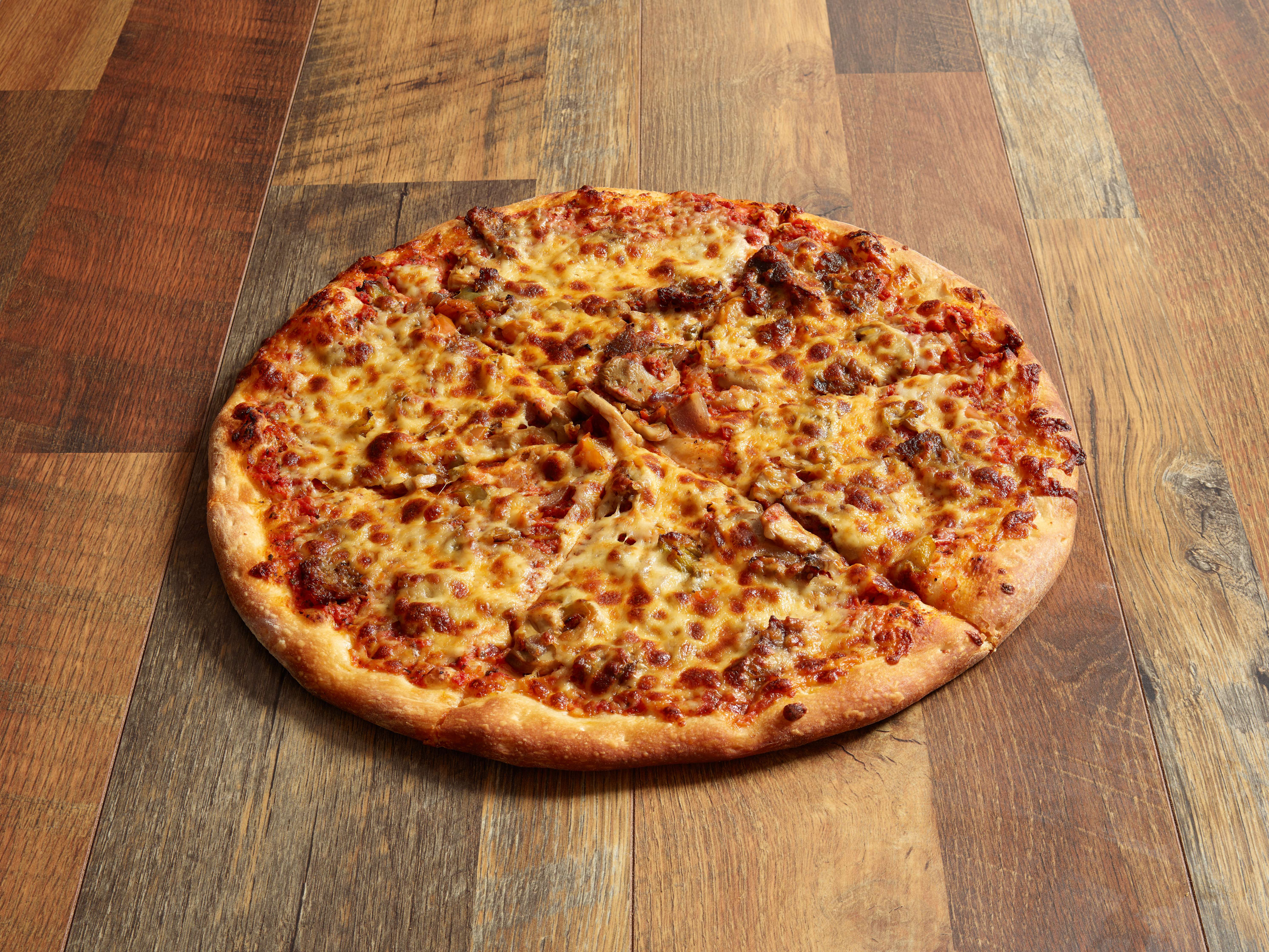 Order Steak Pizza food online from Venetos Pizza and Pasta store, Clifton Park on bringmethat.com